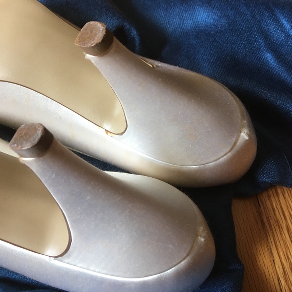 Coloriffic Women's 5M Satin Champagne  Preowned - Picture 6 of 6